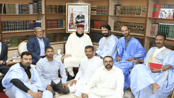 نادي الصحافة و التواصل بالصحراء يكرم نخبة من نخب الصحراء العلامة الشيخ ماء العينين لاراباس