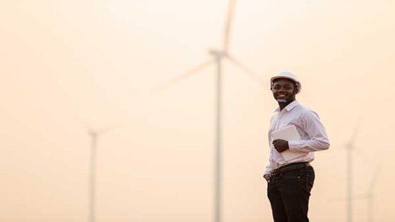 شركة بريطانية تعتزم استثمار 100 مليار دولار في الصحراء المغربية