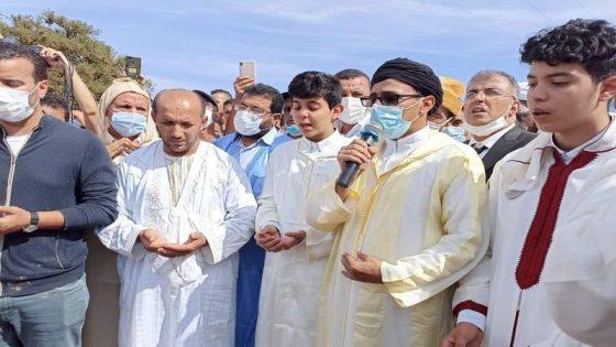 مأساة الفقيد عبد الوهاب بلفقيه، صورة طفليه البريئين تسائل انهيار السياسة والساسة وتفشي الدسائس
