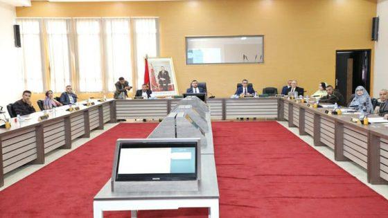 المجلس الإقليمي لطانطان يصادق في دورته الإستثنائية بالإجماع على برنامج اوراش