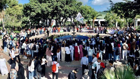 بالصور..طلبة الجامعات المغربية ينتفضون ضد مجازر غزة
