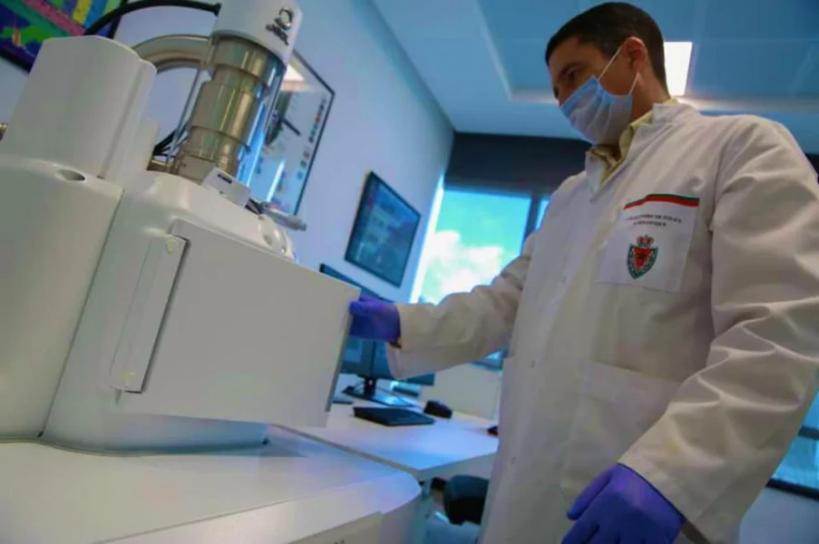 المنظمة الأمريكية للاعتماد والتقييس تمنح للشرطة العلمية والتقنية شهادة الجودة