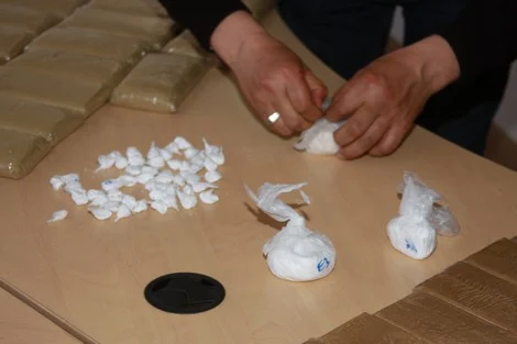 تاجر الكوكايين في قبضة رجال الأمن بالعيون