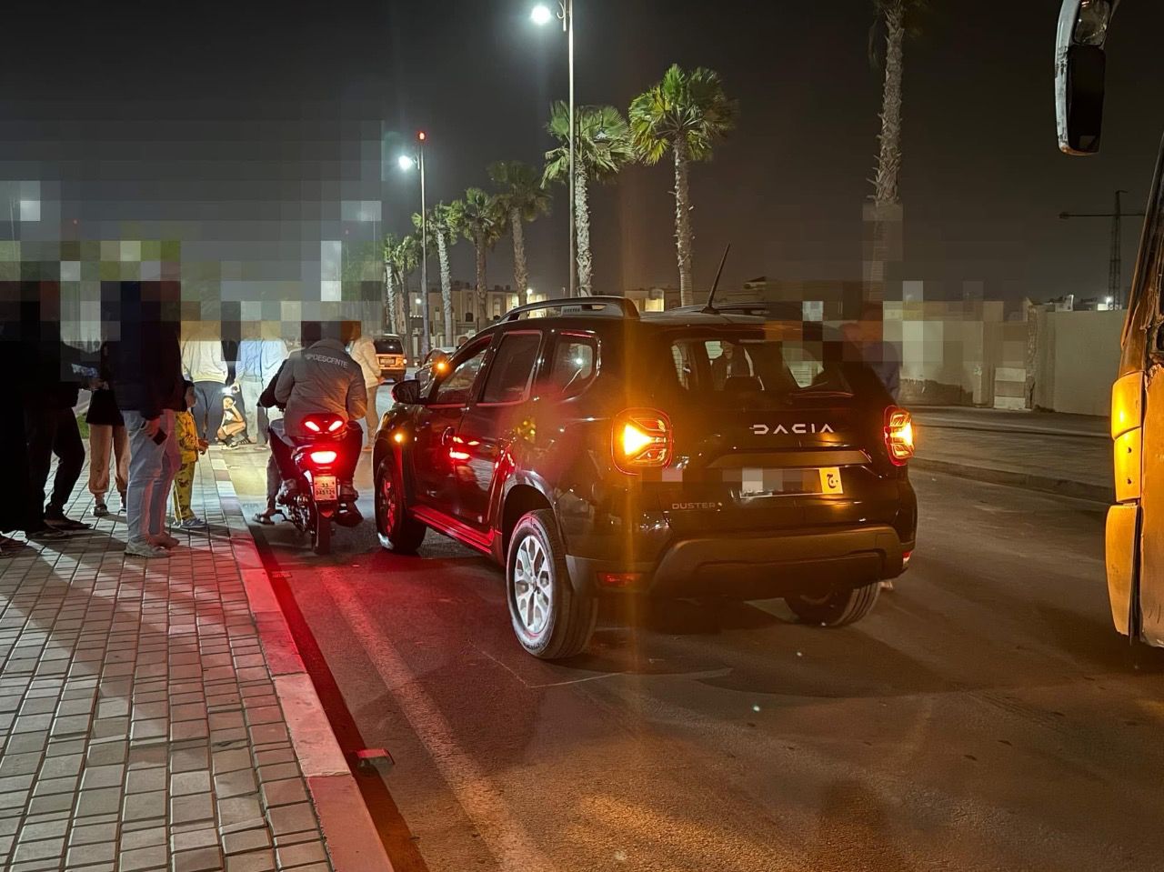 حادث سير بالعيون