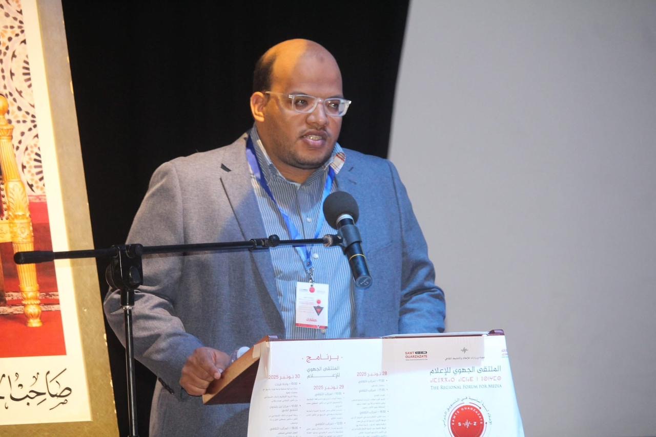 تعاون إعلامي بين مدينة العيون ونظيرتها ورزازات واللي غدي يفتح آفاقاً جديدة كدام شباب المنطقة