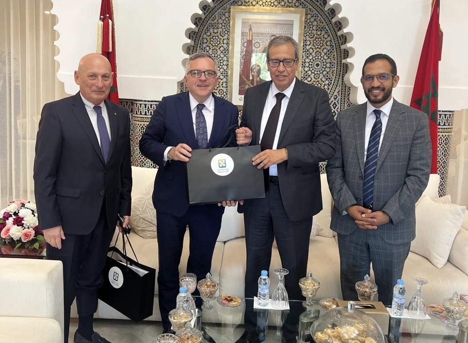 لقاء دولي وازن فالداخلة كيعكس الصعود الهادئ للشاب المهندس الراغب حرمة الله فالمشهد الترابي