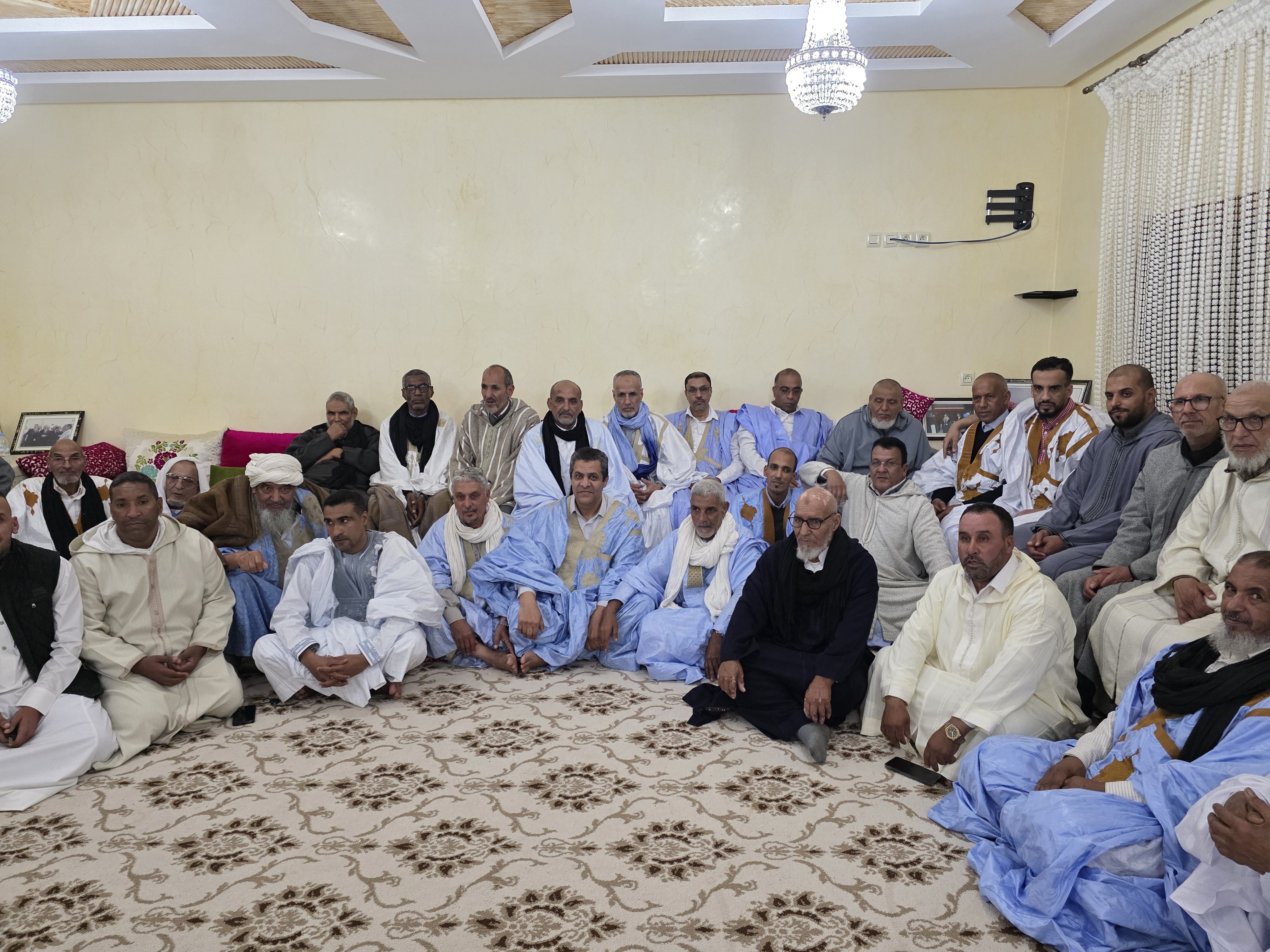 لقاء قبيلة أولاد تيدرارين يناقش الأوضاع العامة ويستعرض برامج العمل المقبلة