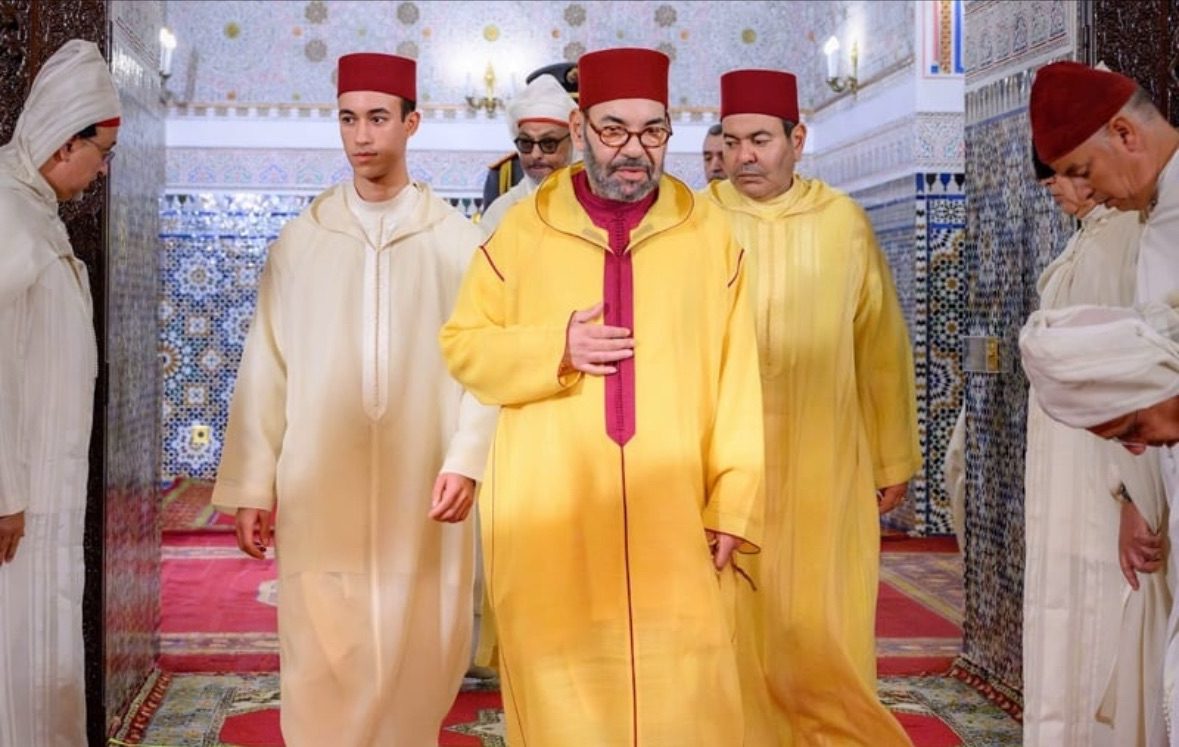 الملك يصدر عفوه على 1376 شخصا