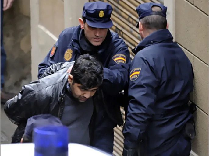 عبارة ” مورو ” ترسل شخصاً للسجن بإسبانيا بتهمة العنصرية